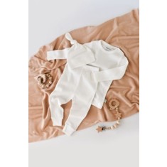 Set 3 piese: bluzita cu maneca lunga, pantaloni lungi si caciulita din bumbac organic si modal - Ecru, BabyCosy (Marime: 6-9 lun