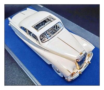 Macheta Daimler DK400 1:43 Matrix foto