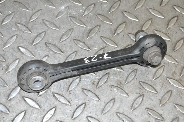 Bieleta stabilizatoare dreapta față AUDI A4 8K2, B8 2013 OEM: 8k0411317d 10871634