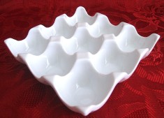 TAVA PLATOU SUPORT PORTELAN PENTRU OUA 14.5 CM