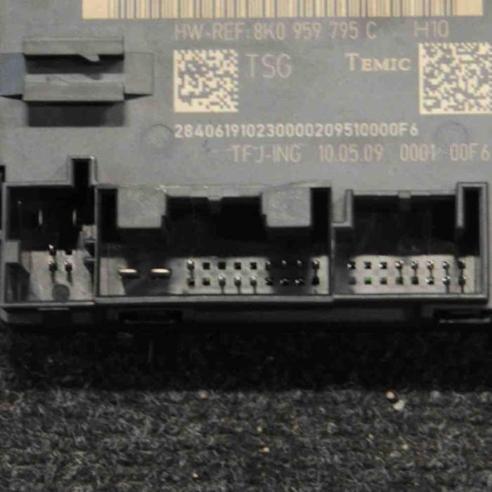 Modul de control ușă st&acirc;nga spate AUDI Q5 8R 2010 OEM: 8K0959795C 1967380