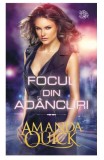 Focul din adancuri | Amanda Quick, Litera