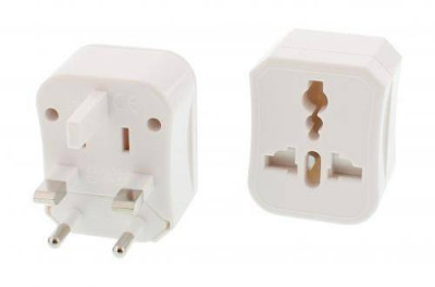 Set adaptor universal EU SUA AUS UK Well foto