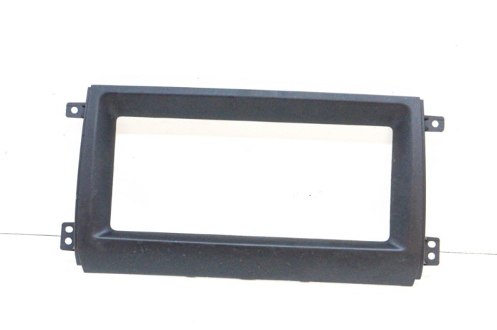 Ornament capac ecran navigație JAGUAR E-PACE X540 2020 OEM: J9C3-189331-AD,J9C3189331AD 13980407
