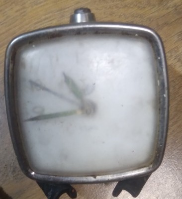 Ceas de masă vechi foto