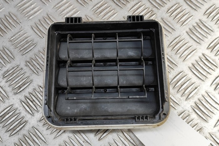 Grila de ventilație caroserie KIA CEE\&#039;D Hatchback CD 2023 OEM: 97510-AA000 | 31975773