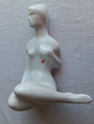 C14 7 - Bibelou colectie - din comunism - fata nud foto