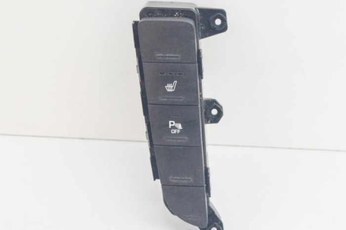 Panou de butoane HYUNDAI IONIQ AE 2020 OEM: 120035215,93350-G2FW0,93350-G2FW04X | 12118973