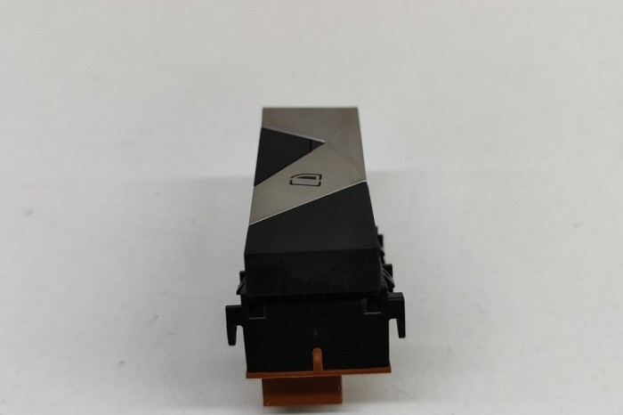 Buton geam ușă st&acirc;nga spate CITRO&Euml;N DS7 Crossback 2023 OEM: 9817778577 27959790