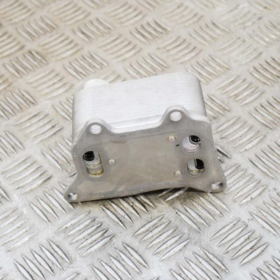 Răcitor de ulei AUDI A3 Limousine 8VS, 8VM 2018 OEM: 06L117021G | 3745875 foto