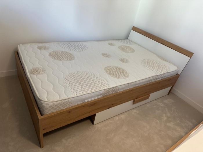 Set 2 x Pat cu lada depozitare + Somiera + Saltea + Birou + Scaun rotativ - DISCOUNT +60%