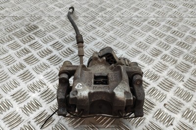 Etrier de fr&amp;acirc;nă dreapta spate FORD KUGA III DFK 2024 OEM: NX61-2D250-BEB 30752133 foto
