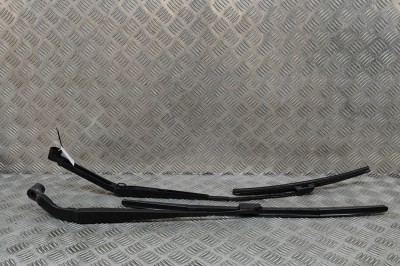 Braț ștergător față NISSAN LEAF ZE1 2019 OEM: 28886-3NL0A,28881-3NL0A 28363612 foto