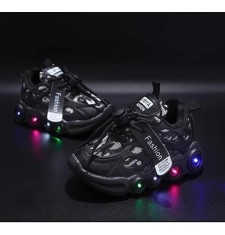 Adidasi negri cu imprimeu alb cu luminite (Marime Disponibila: Marimea 21)
