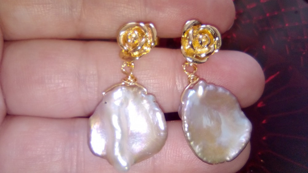 Cercei de lux cu perle naturale baroque placati cu aur de 18 k | Okazii.ro