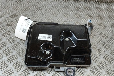 Modul de confort TESLA MODEL Y 2022 OEM: 1497327-00-B,1497319-00-E 25291193 foto