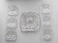 Set de sticla platou prajitura / tort + 6 farfurii tort -sticla transparenta