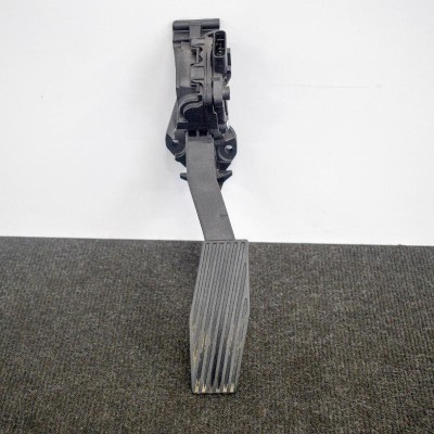 Pedala de accelerație OPEL ASTRA K 2016 OEM: 13373776,6PV011554-00 10293417 foto