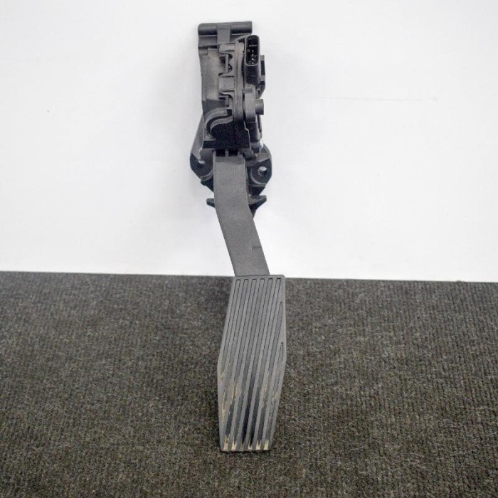 Pedala de accelerație OPEL ASTRA K 2016 OEM: 13373776,6PV011554-00 10293417