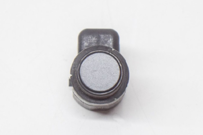 Senzor de parcare față AUDI Q3 8U 2015 OEM: 1S0919275D,307892 11712999