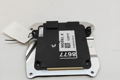 Modul de control ușă st&amp;acirc;nga față TESLA MODEL X 2020 OEM: 1037222-00-F | 31691410 foto