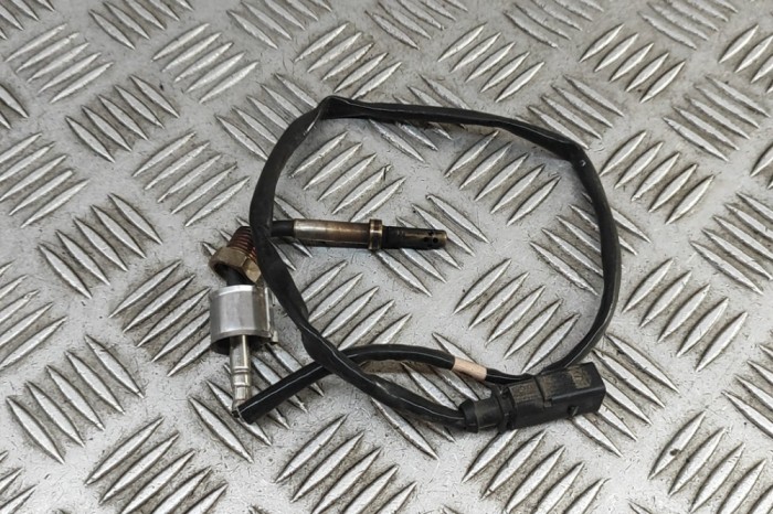 Senzor de temperatură gaze de eșapament AUDI A6 Avant 4G5, C7, 4GD 2016 OEM: 4G0906088J | 31668505