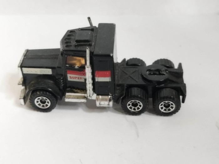 bnk jc Matchbox CY-7 - Peterbilt - 1/80