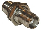 Adaptor TNC mamă cu izolație POM din alamă 50&Omega;