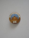 QW9 K 79 - Insigna - tematica comunism - Prieten al cartii - Casa Scanteii, Romania de la 1950