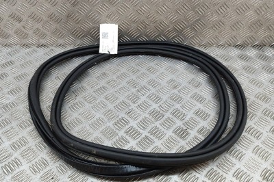 Garnitura ușă st&amp;acirc;nga spate VOLVO V60 II 2020 OEM: 32229227 | 26391166 foto