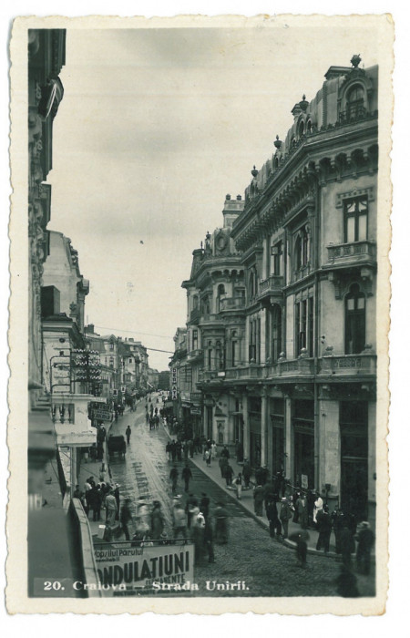 387 - CRAIOVA, Unirii street, Romania - old postcard, real Photo - unused