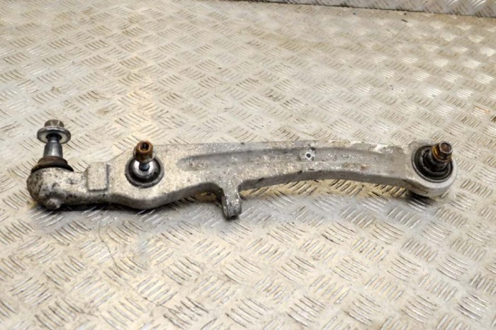 Braț inferior st&acirc;nga față AUDI A8 D3 4E2, 4E8 2003 OEM: 4E0407155C 13932760