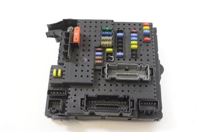 Panou de siguranțe VOLVO V70 II SW 2005 OEM: 8688264,12217789 2872548 foto
