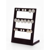 Cumpara ieftin Suport Universal pentru Cercei &ndash; 3 R&acirc;nduri, 12 Perechi &ndash; Catifea Textil? Gri &ndash; 15,5 x 8 x 21 cm