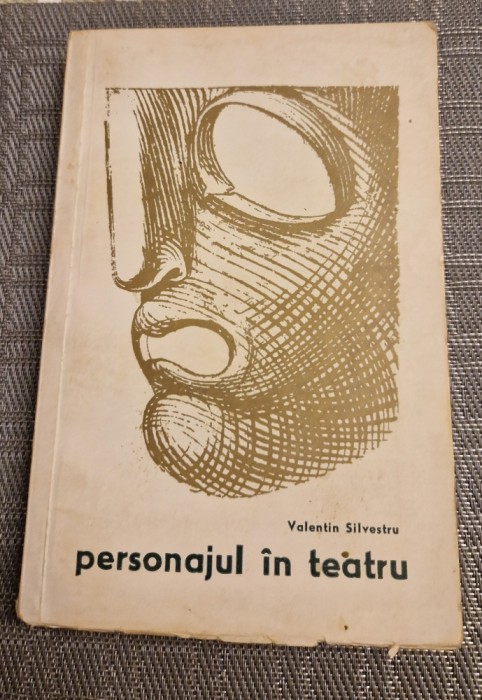 Personajul in teatru Valentin Silvestru