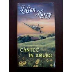 Cantec in amurg
