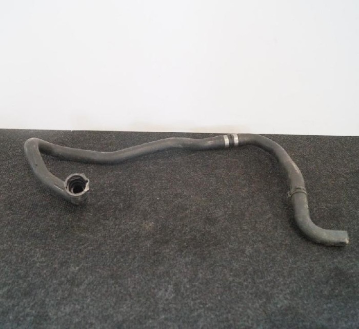 Furtun radiator răcire st&acirc;nga BMW X5 F15, F85 2015 OEM: 9253001 2505401