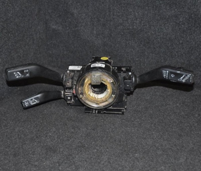 Maneta semnalizare ștergătoare VW PASSAT B6 3C2 2007 OEM: 3C0953549L3C9953513S3C0959653B3C9953507BK 1804257