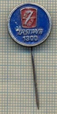 Y 221 INSIGNA- AUTOMOBILISTICA - ZASTAVA 1300 -PENTRU COLECTIONARI foto