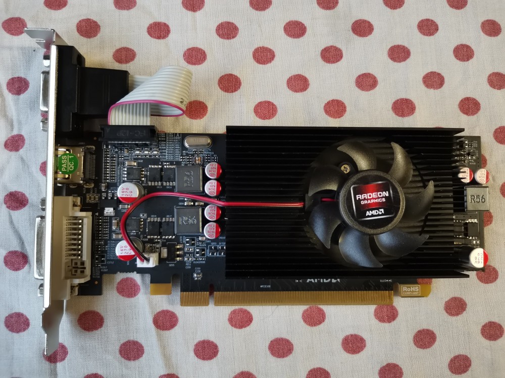 Placa video AMD Radeon R7 350 4GB GDDR5 128-bit Low Profile. | arhiva ...
