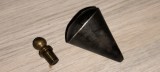 Fir cu plumb ( metal - prinde magnetul )&nbsp; vintage 6.5 cm.