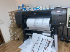 HP Designjet 4500 + 28 de cartuse CMYK + 6 printheaduri foto