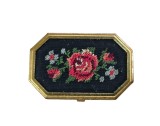 CUTIUȚĂ MICUȚA VINTAGE DIN METAL AURIU ȘI DECOR MĂTASE CU PETIT POINT