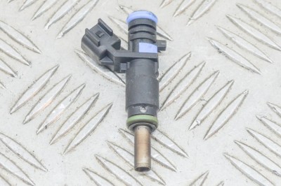 Injector de combustibil OPEL MOKKA / MOKKA X 2013 OEM: 55562599 13131741 foto