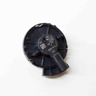 Senzor de impact st&amp;acirc;nga față TESLA MODEL 3 2019 OEM: 1036762-00-A | 13783454 foto