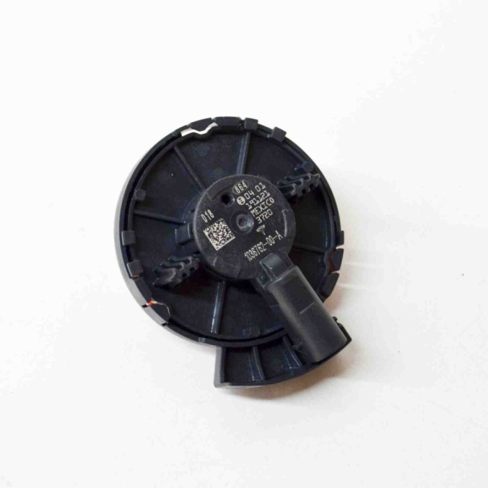 Senzor de impact st&acirc;nga față TESLA MODEL 3 2019 OEM: 1036762-00-A | 13783454