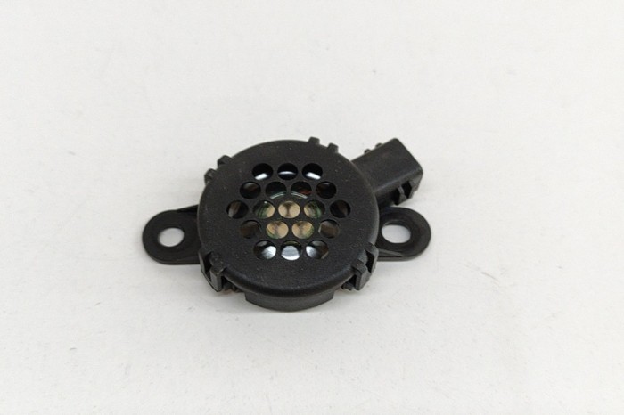 Difuzor senzor de parcare PDC TESLA MODEL X 2016 OEM: 1054113-00-A 27211494