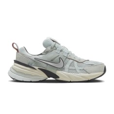 Pantofi Sport Dama, Nike, V2K Run FN6703-002 - 38.5 foto