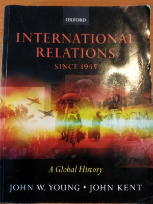 International Relations since 1945: A Global History foto