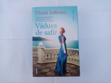 DINAH JEFFERIES - VĂDUVA DE SAFIR, Nemira